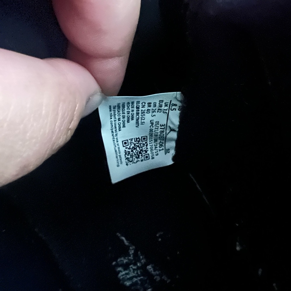 Air Jordan Retro Bred 11 - Picture 9 of 9